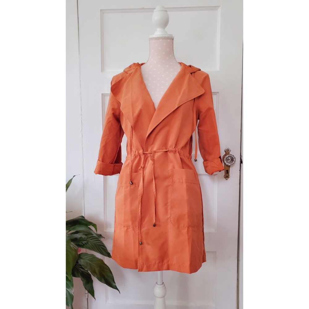 🧡 Lightweight Hooded Parka